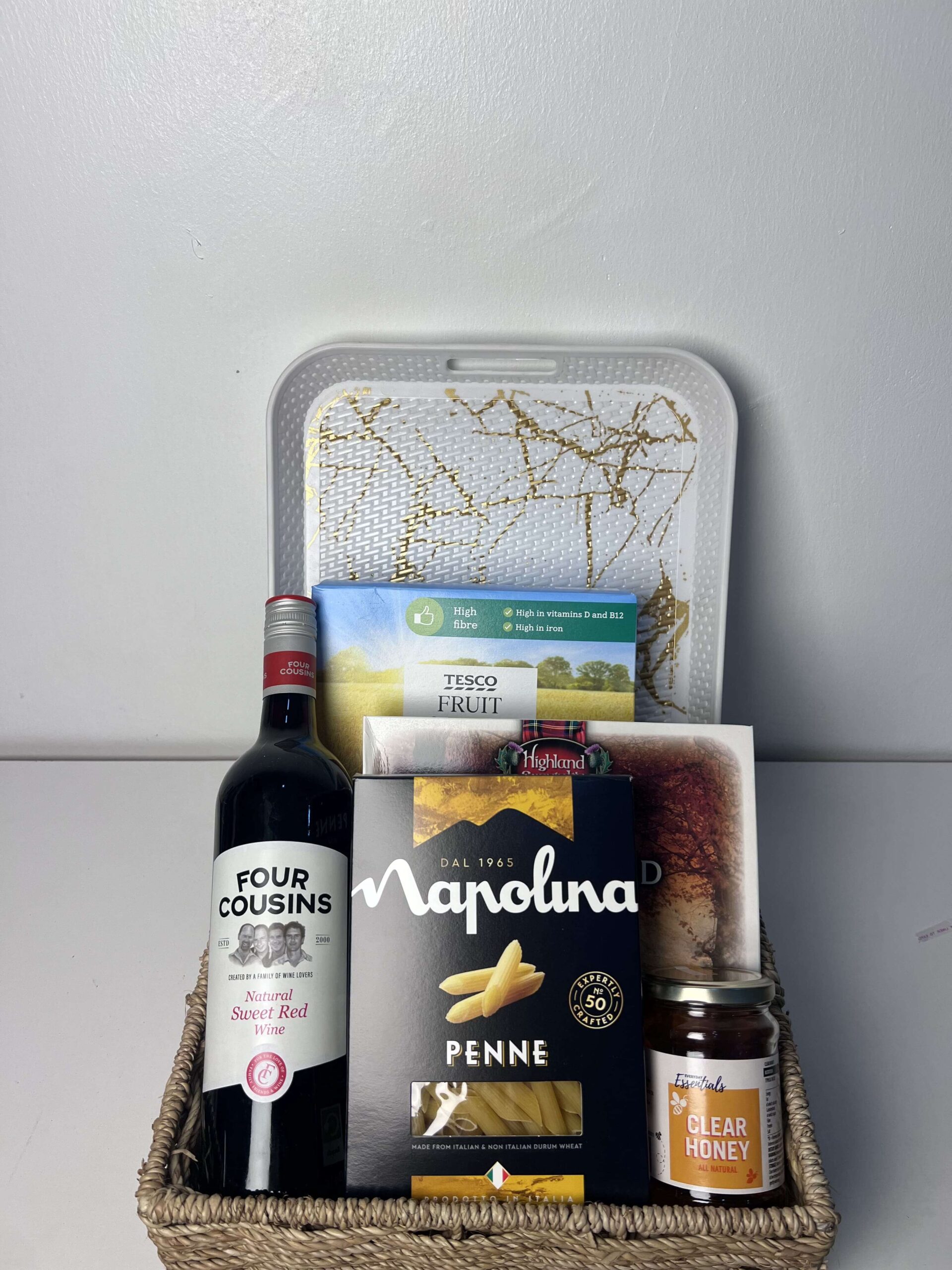Family Medium Christmas Hamper